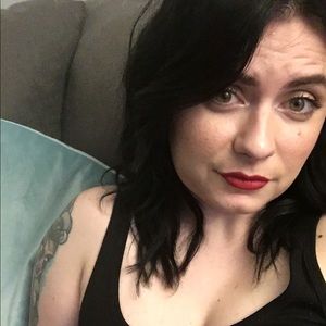Meet your Posher, Samantha
